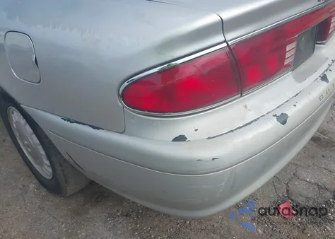 2001 Buick Century Custom z USA, uszkodzony, nr VIN 2G4WS52J611223135